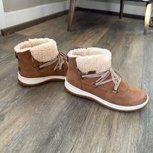 Ugg Australia Lakesider Heritage Lace Up Sneaker Boot